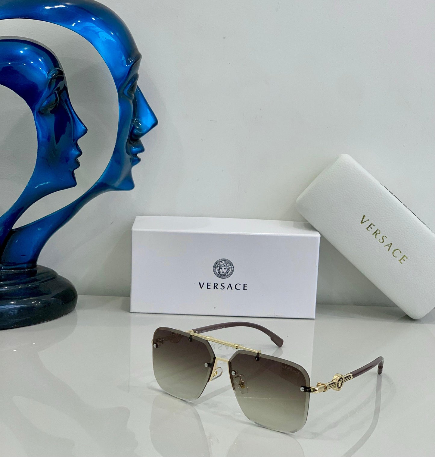 Versace Designer Sunglasses – Luxury Style with Free Bag Cover