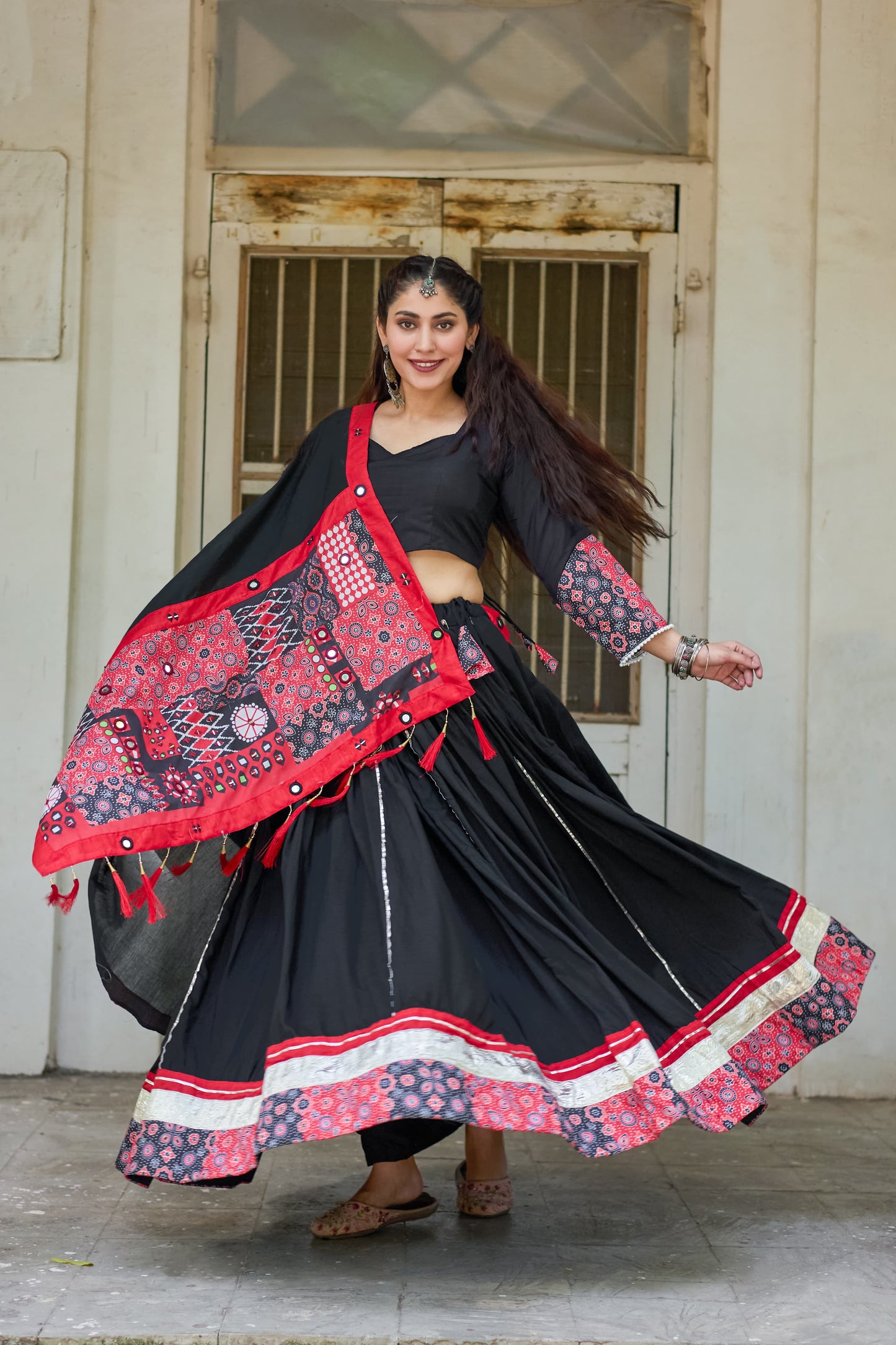 Navratri 2025 Special – White Pure Cotton Chaniya Choli Set with Mirror & Gota Patti Work