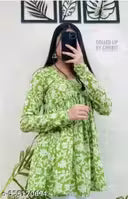 Trendy beautiful trendy V NECK toper